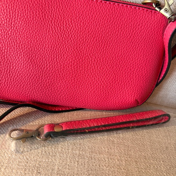 Joy Susan Pink Faux Leather Convertible Crossbody and Wristlet NEW WITH TAGS - Picture 3 of 7